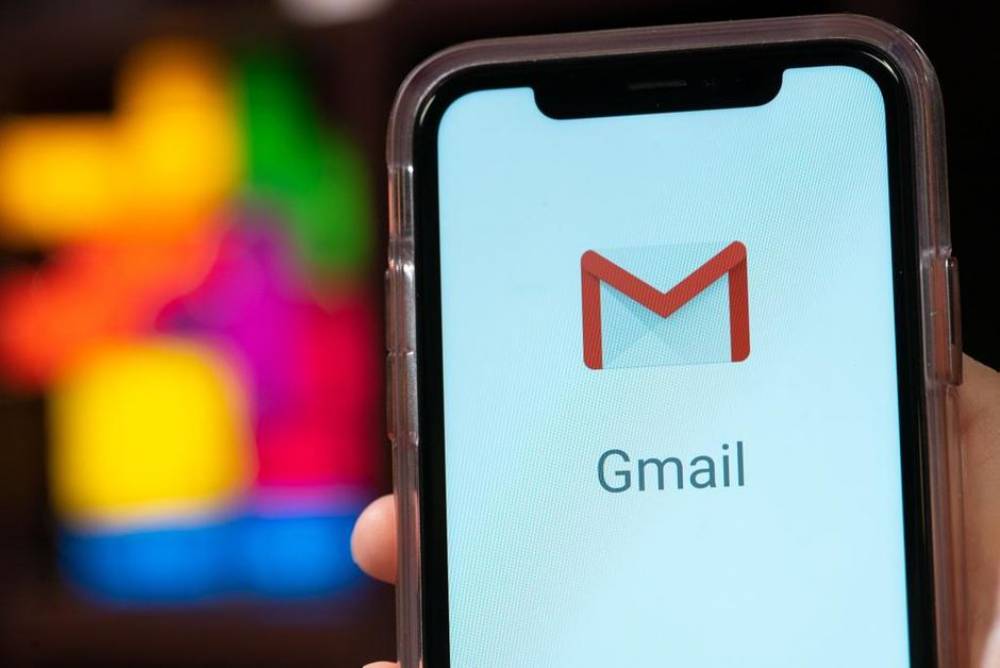 How to Schedule an Email in Gmail Using a Browser or an App