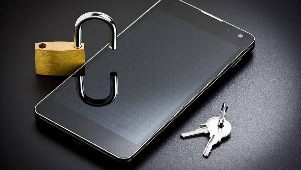 How to Prevent Unauthorized Installation of Apps