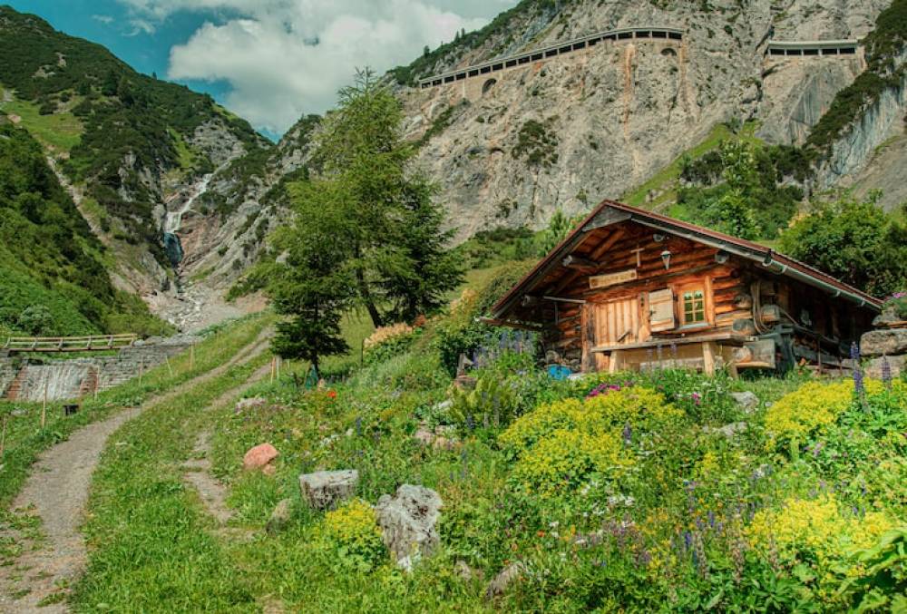 The Most Scenic Alpine Villages for Slow Travel Enthusiasts