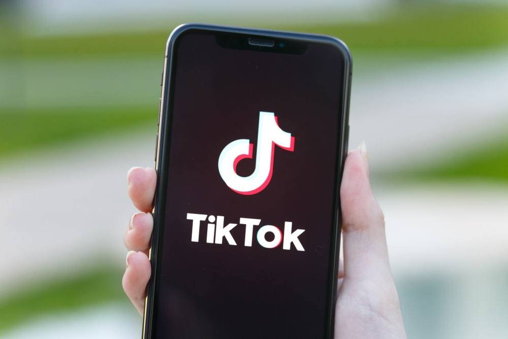 TikTok begins experimenting support for paid subscriptions