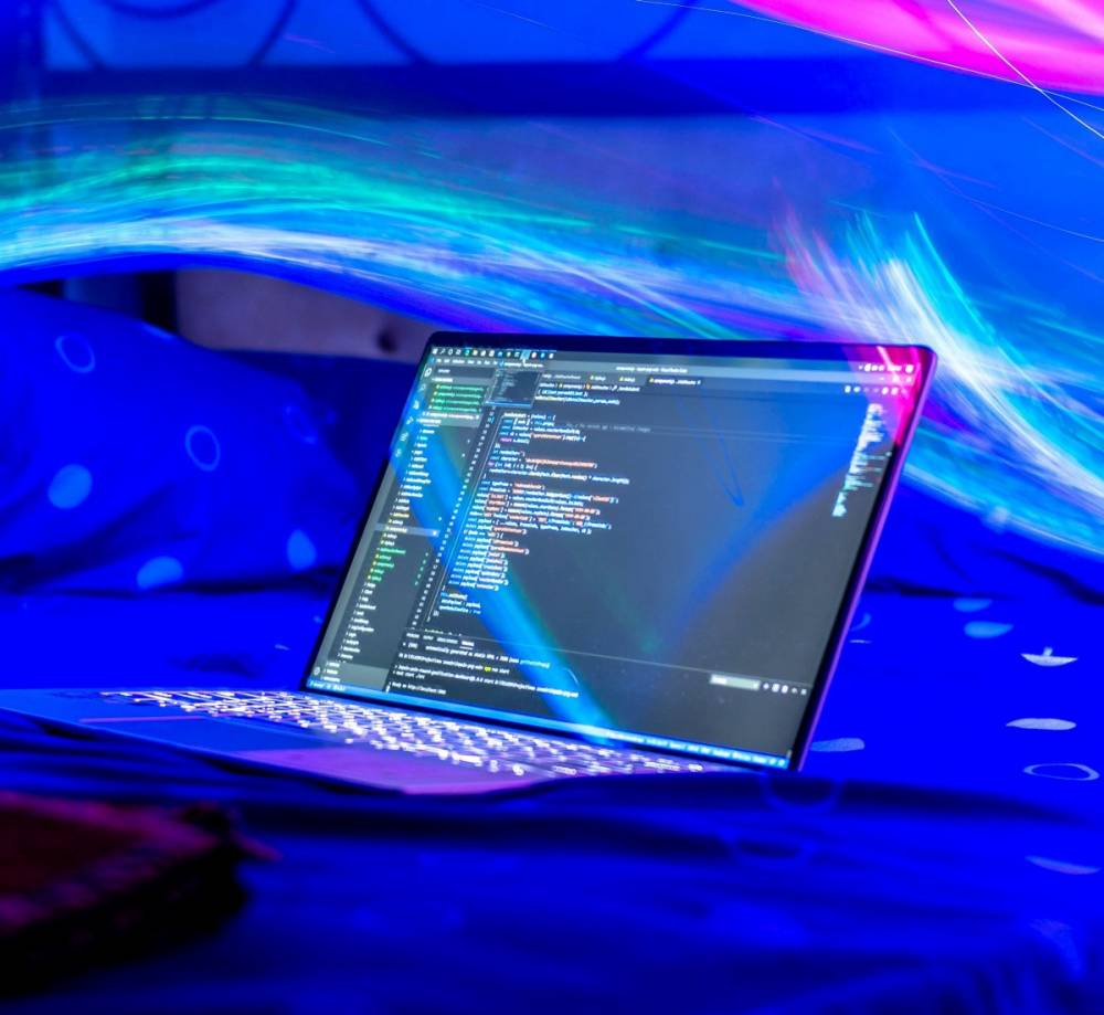 Top programming languages for developers: JavaScript rules, but Python overtakes Java