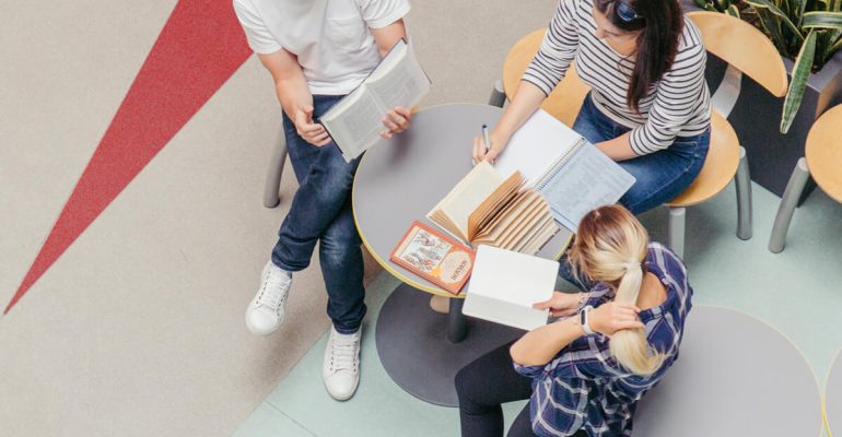 Comparing Zeus138 With Similar Digital Platforms_ Ultimate Guide