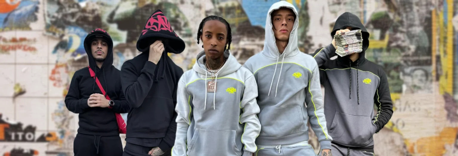 SYNWORLD & SYNAWORLD HOODIE – THE STREETWEAR TREND OF 2025